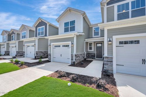 224-16 Serpens Dr, Angier, NC, 27501-5303 | Card Image