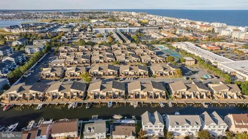 221c-105 120th St, OCEAN CITY, MD, 21842-6062 | Card Image