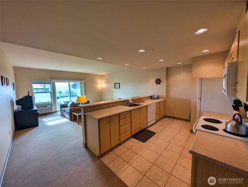 s13-1335 Ocean Shores Blvd Sw, Ocean Shores, WA, 98569-9428 | Card Image