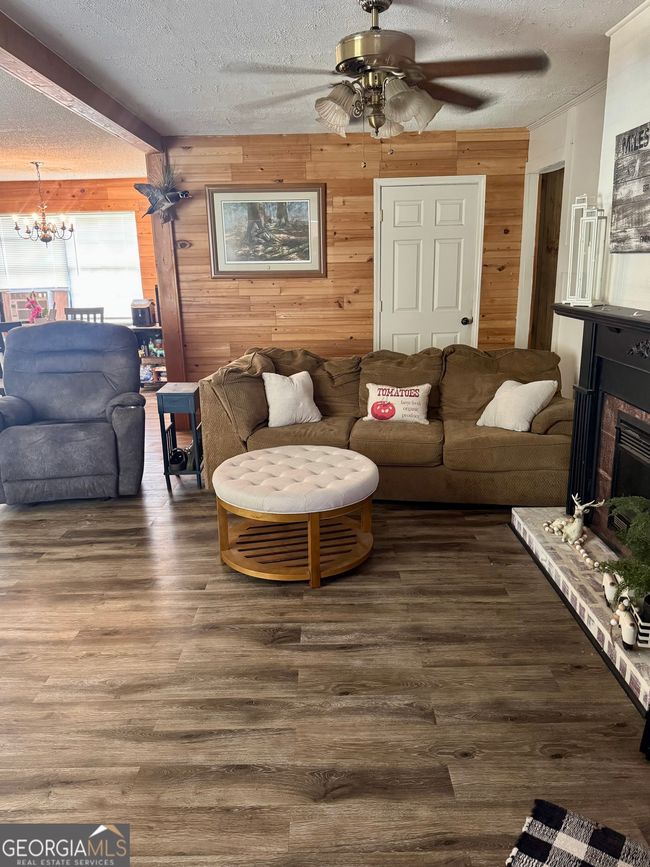 102 W Palm Rd, House other with 4 bedrooms, 2 bathrooms and null parking in Hazlehurst GA | Image 7