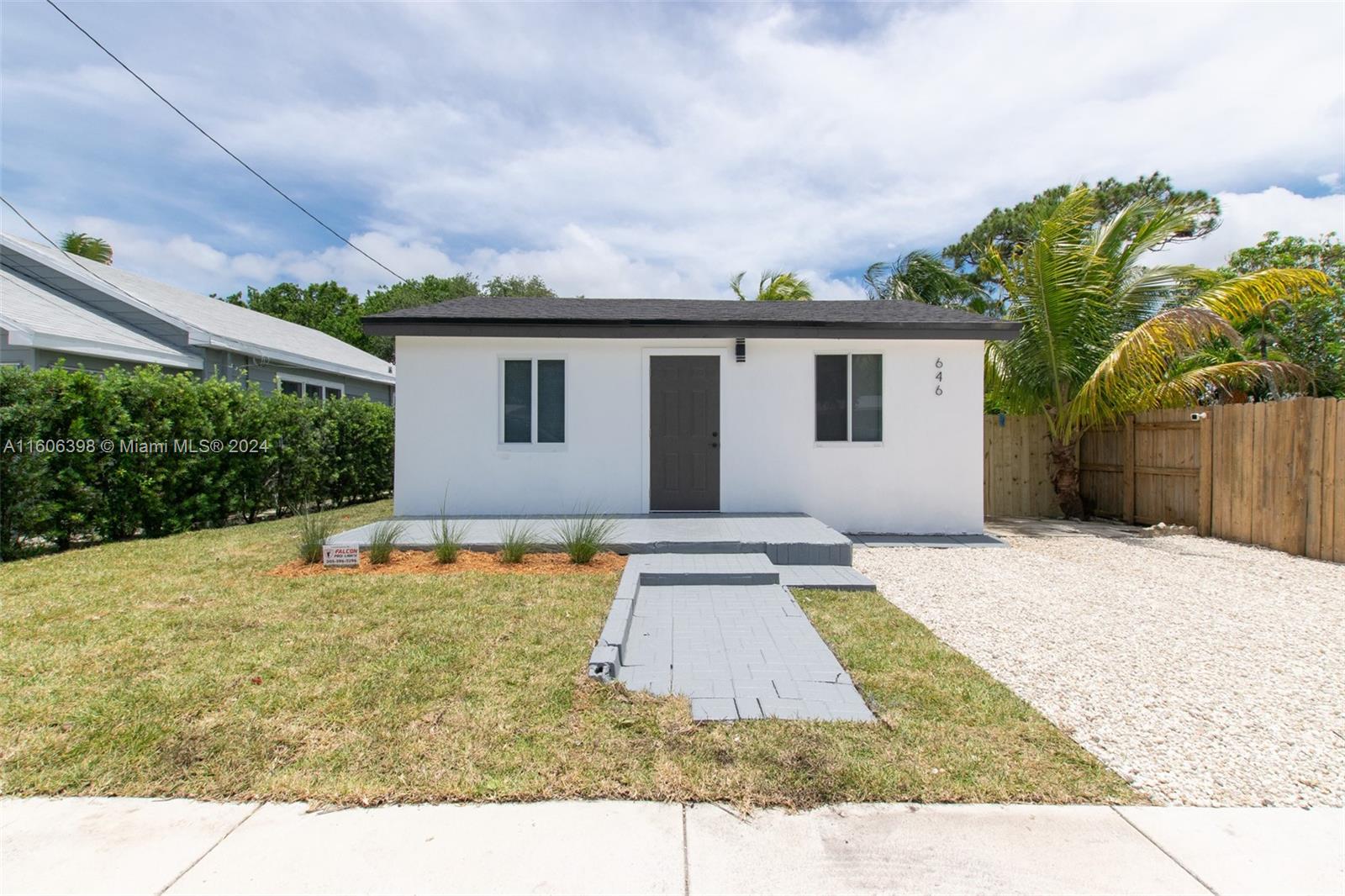 32nd St, Oakland Park, FL 33334