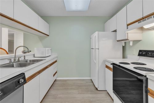 apt-103-3 Plantation Dr, Vero Beach, FL, 32966-8071 | Card Image