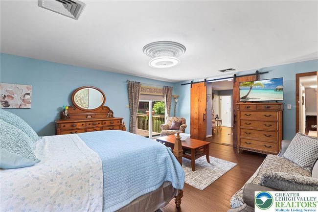 1048 N 27 Th St, House other with 4 bedrooms, 4 bathrooms and null parking in Allentown PA | Image 19
