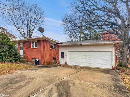 502 Mill St, Traer, IA, 50675-1330 | Card Image