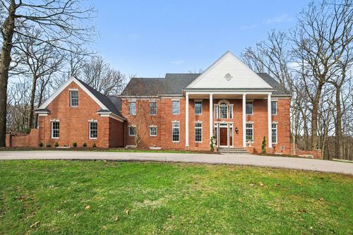 1233 Ballybunion Ct, Grand Rapids, MI, 49546-3800 | Card Image