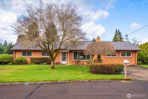 235 9th St, Washougal, WA, 98671-2275 | Card Image