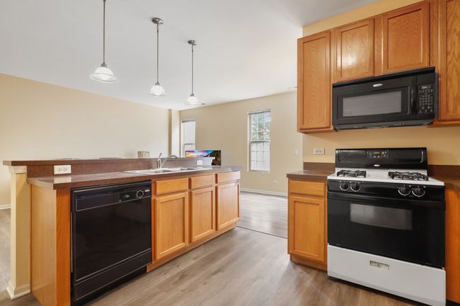 4932 Montauk Dr, Townhouse with 2 bedrooms, 2 bathrooms and 2 parking in Plainfield IL | Image 8