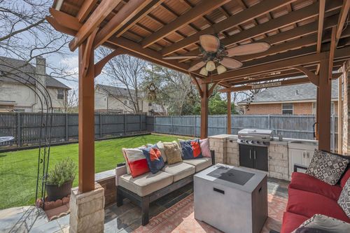 701 Crystal Ln, Hurst, TX, 76054-2059 | Card Image
