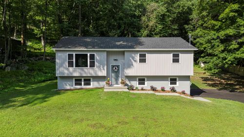 31 Ponderosa Rd, Carmel, NY, 10512-3632 | Card Image
