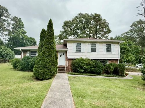 1569 Dellwood Cir, Morrow, GA, 30260-3513 | Card Image