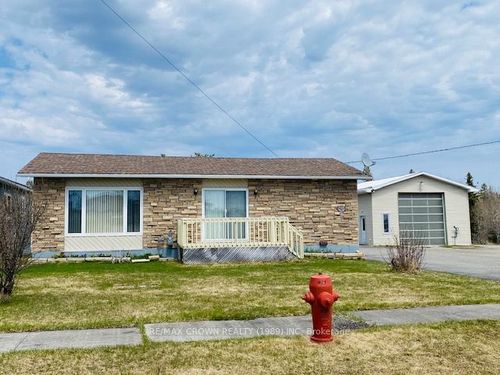 132 Melrose Ave, Mattice, ON, P0L1T0 | Card Image