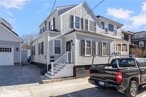 2-612 Thames St, Newport, RI, 02840-6701 | Card Image