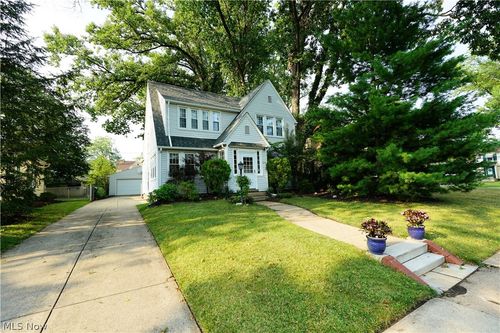 354 Cornell Avenue, Elyria, OH, 44035 | Card Image