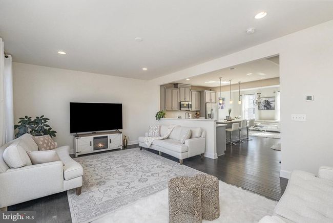10537 Hinton Way, Townhouse with 4 bedrooms, 4 bathrooms and null parking in MANASSAS VA | Image 10