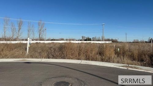 421&413 Birdie Thompson Dr, Idaho Falls, ID, 83401 | Card Image