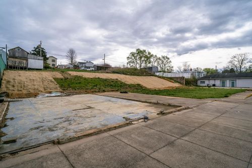 504 1st St, SHENANDOAH, VA, 22849-1602 | Card Image