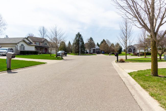 305 Mansfield Dr, House other with 3 bedrooms, 3 bathrooms and null parking in Lapeer MI | Image 16