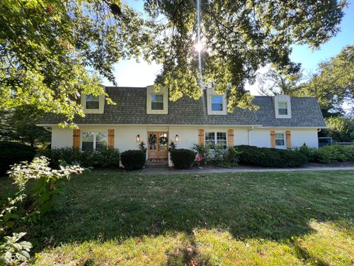 8121 Brent Ave, Indianapolis, IN, 46240-2725 | Card Image