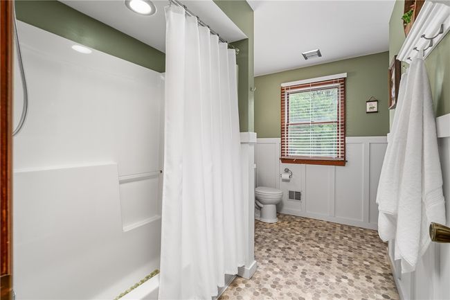 1157 Woodhill Dr, House other with 4 bedrooms, 3 bathrooms and 2 parking in Gibsonia PA | Image 25
