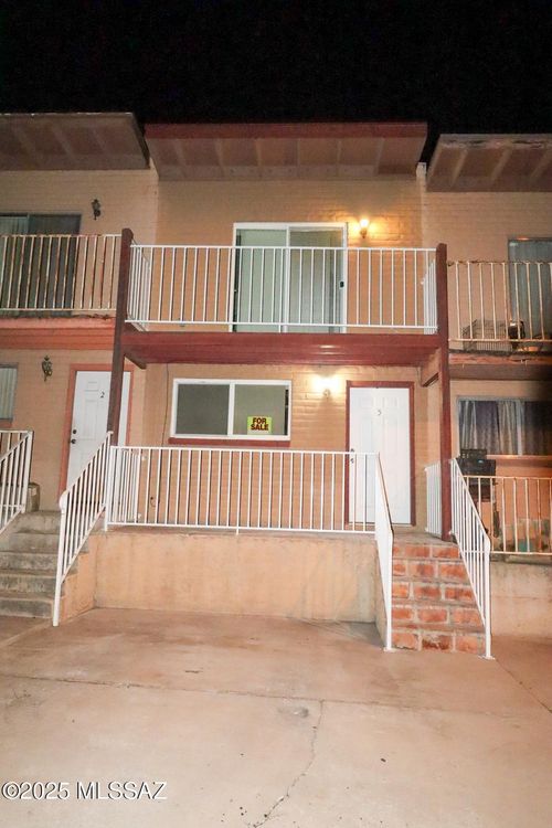 2320 N Calle Cananea Apt C, Nogales, AZ, 85621 | Card Image