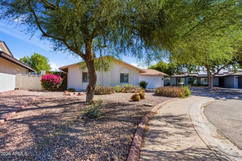 8608 E Whitton Ave, Scottsdale, AZ, 85251-5045 | Card Image