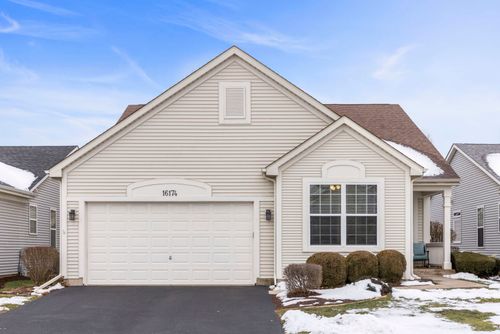 16174 Seneca Lake Cir, Crest Hill, IL, 60403-1500 | Card Image