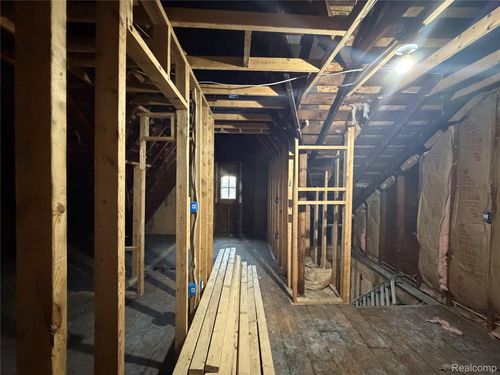 10444 Marne St, Detroit, MI, 48224-1832 | Card Image