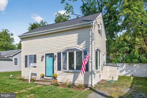 520 Ark Haven Rd, Tracys Landing, MD, 20779-9732 | Card Image