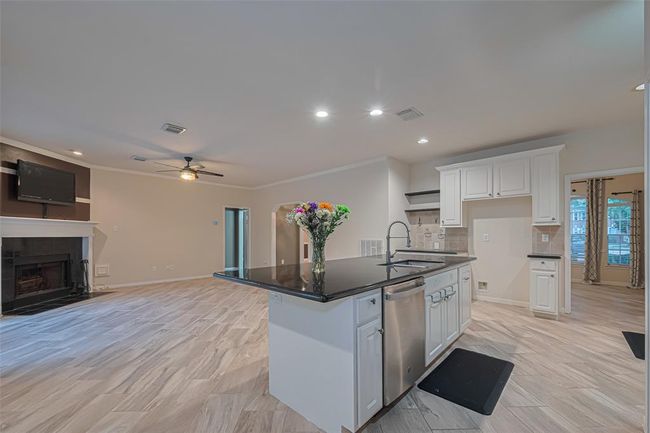 2630 De Four Trce, House other with 5 bedrooms, 4 bathrooms and 2 parking in Seabrook TX | Image 15