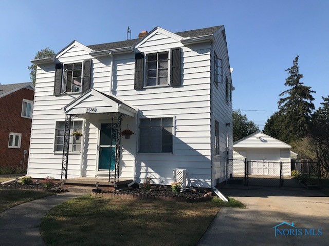 Castleton Ave, Toledo, OH 43613