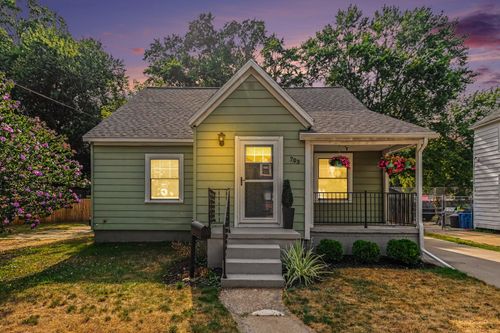 703 Garfield Ave, Grand Rapids, MI, 49504-4018 | Card Image
