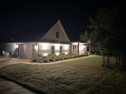 1045 Churchill Ln, Millsap, TX, 76066-3123 | Card Image