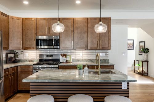 6779 S Sienna Park Ln, Midvale, UT, 84047-5036 | Card Image
