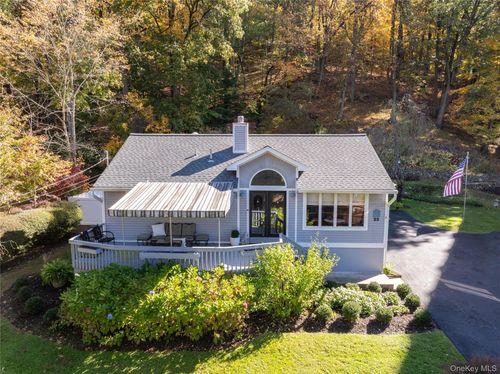 23 Ferdon Ave, Sparkill, NY, 10976-1301 | Card Image