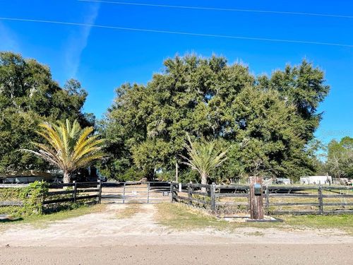 18727 Baker Road, Umatilla, FL, 32784 | Card Image