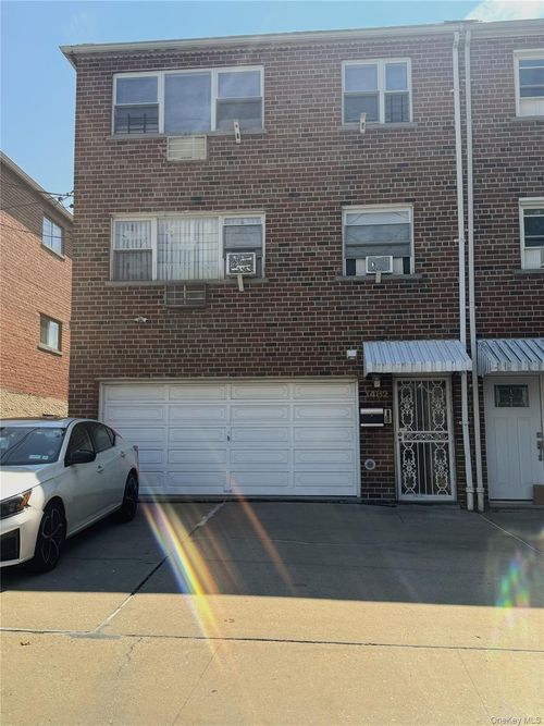 1482 Stadium Ave, Bronx, NY, 10465-1277 | Card Image