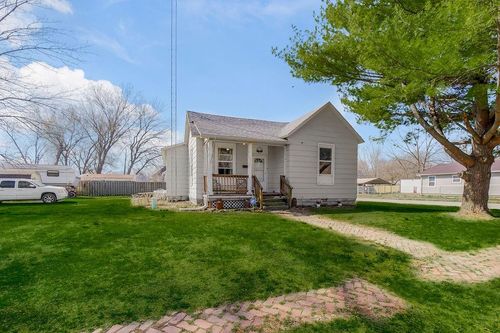 600 E Grandriver St, Clinton, MO, 64735-2348 | Card Image