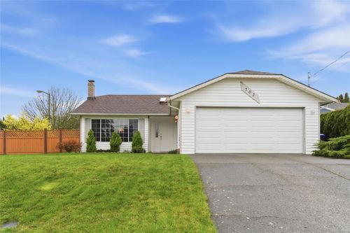 702 Forsyth Ave, Parksville, BC, V9P1E7 | Card Image