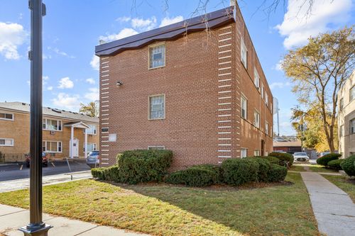 528 N Ardmore Ave, Villa Park, IL, 60181-1640 | Card Image