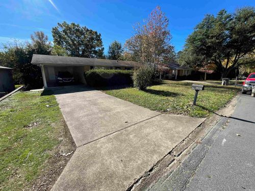 2207 Hobson Ave, Hot Springs, AR, 71913-2919 | Card Image