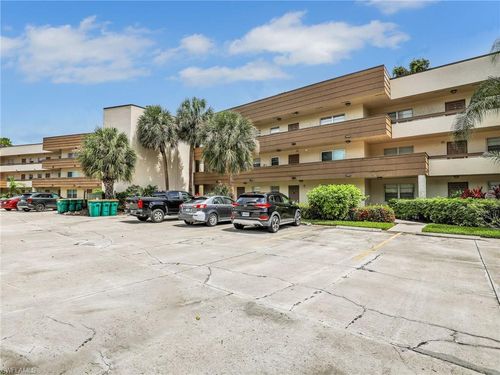 apt-207-499 Forest Lakes Blvd, NAPLES, FL, 34105-2392 | Card Image
