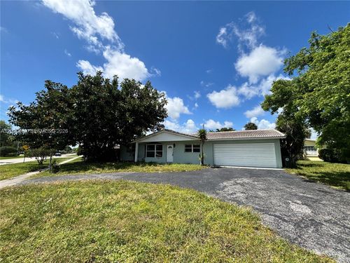 4300 Nw 9th Ct, Coconut Creek, FL, 33066-1550 | Card Image