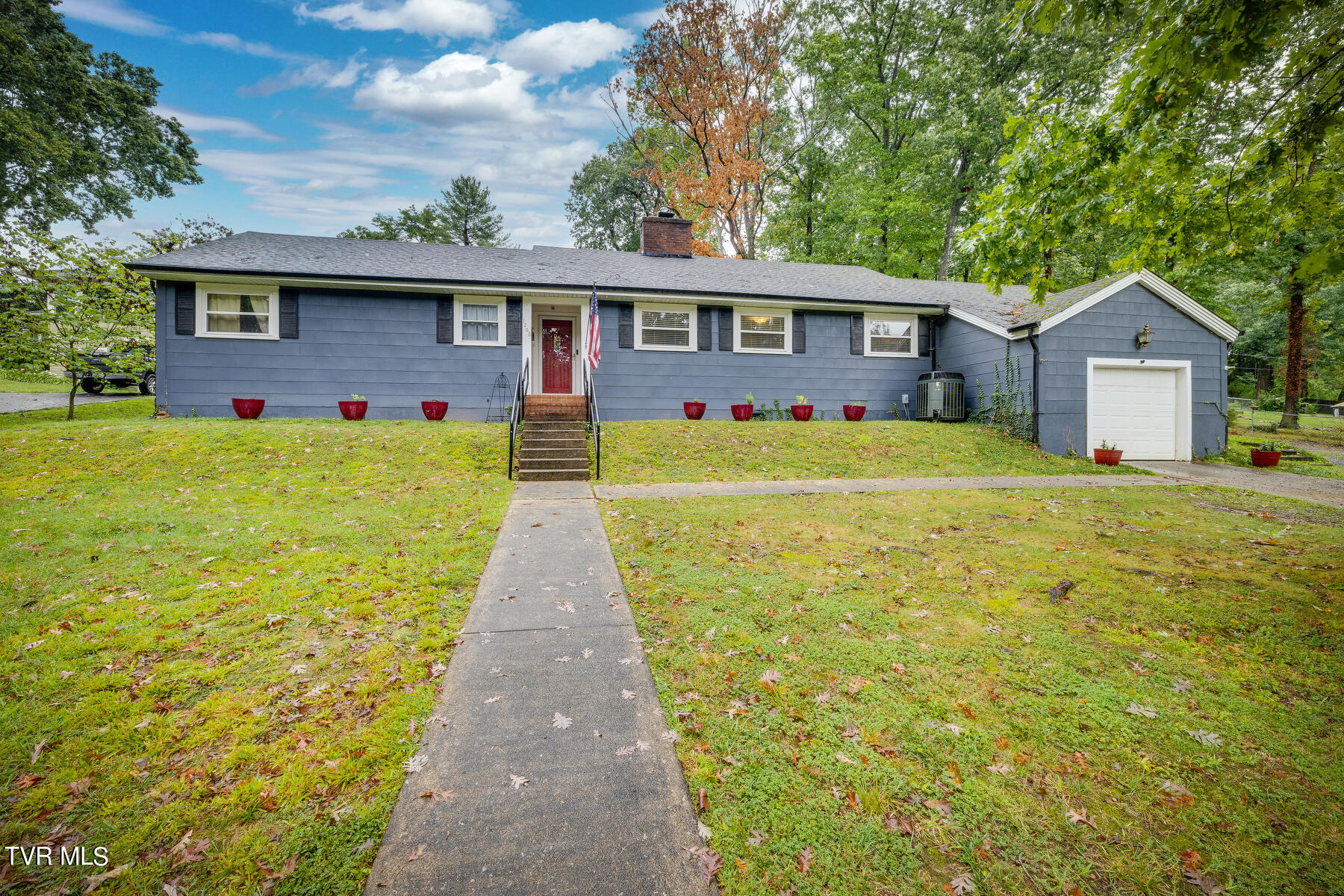 Catawba St, Kingsport, TN 37660
