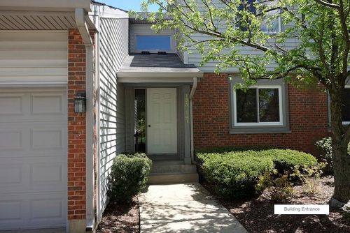 135 Morningside Ln E, Buffalo Grove, IL, 60089-1577 | Card Image