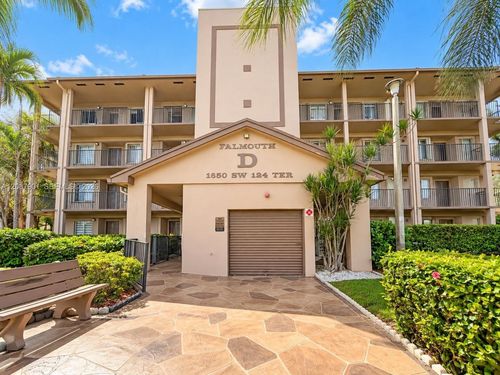 204d-1650 Sw 124th Ter, Pembroke Pines, FL, 33027-6839 | Card Image
