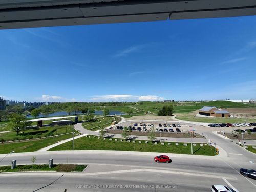 506-60 George Butchart Dr, North York, ON, M3K0E1 | Card Image