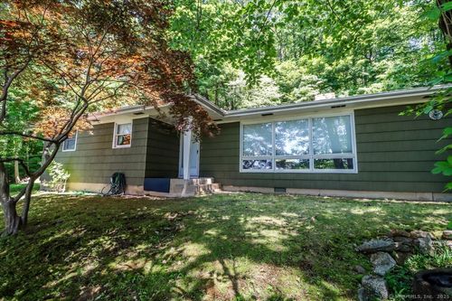 71R Mill Plain Rd, Danbury, CT, 06811 | Card Image