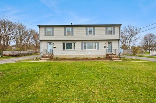 15 Hart St, Taunton, MA, 02780-4933 | Card Image