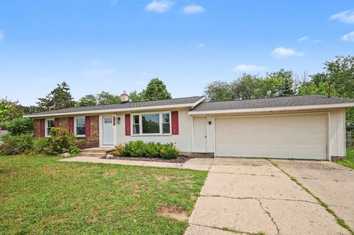 6838 Bonnie Ave, Grand Rapids, MI, 49508-7402 | Card Image