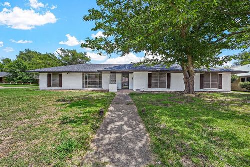 1400 Crescent Dr, Sherman, TX, 75092-5522 | Card Image